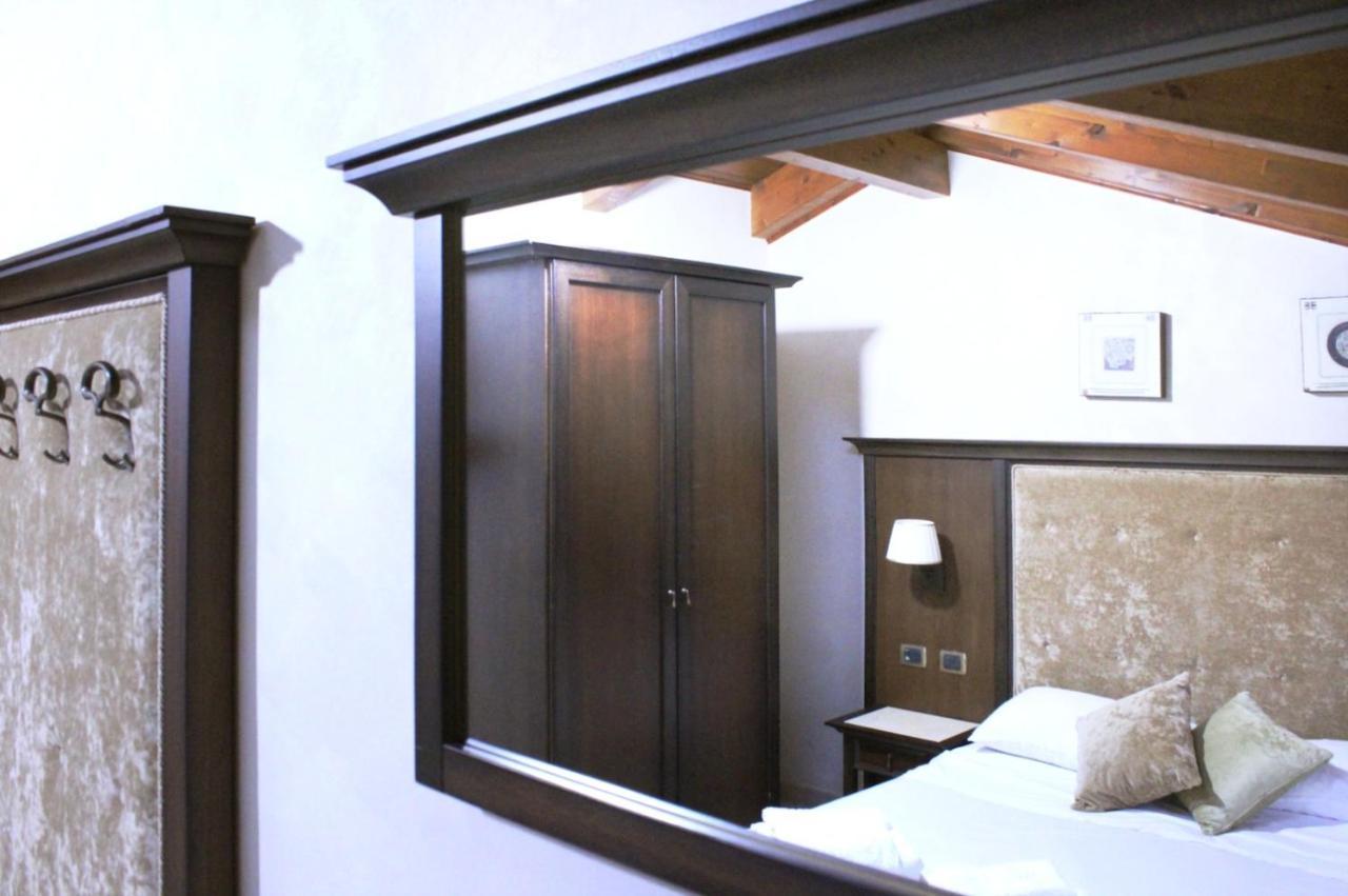Le Corti - Dimora Storica Bed & Breakfast Polistena Exterior photo