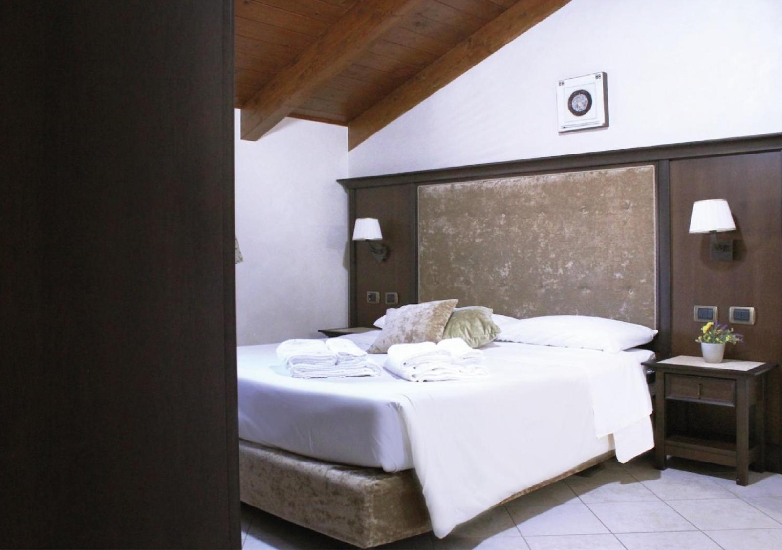 Le Corti - Dimora Storica Bed & Breakfast Polistena Exterior photo